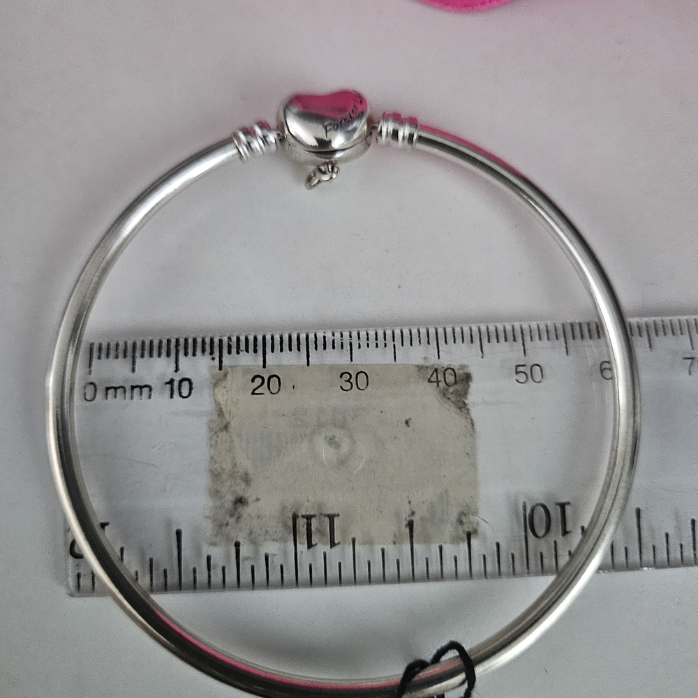 Pandora Silver Heart Charm Bracelet - Picture 5 of 5